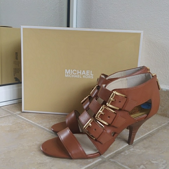 MICHAEL Michael Kors Shoes - New MICHAEL KORS Viola Leather Heel Sandals sz 7.5